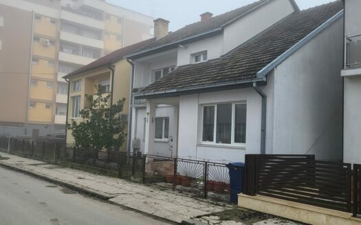 2-etažna kuća na prodaju, Centar 159m2