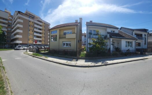 2-etažna kuća na prodaju, Centar 159m2