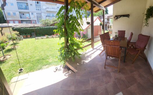 2-etažna kuća na prodaju, Centar 159m2