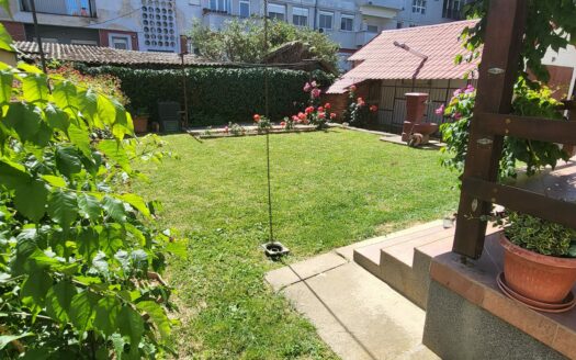 2-etažna kuća na prodaju, Centar 159m2
