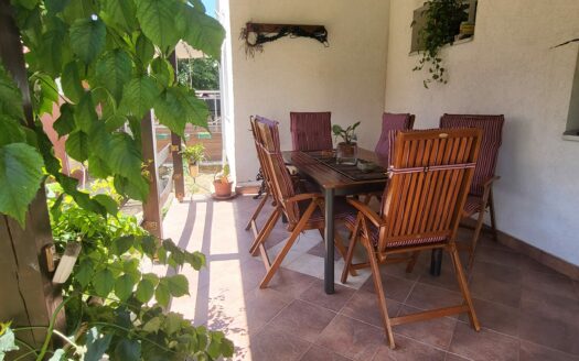 2-etažna kuća na prodaju, Centar 159m2