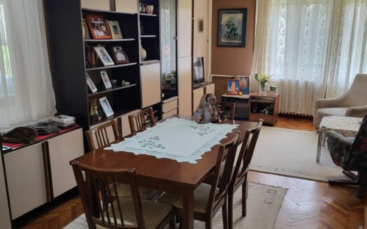 3-etažna kuća na prodaju, Centar, 200.000€, 166m² Centar