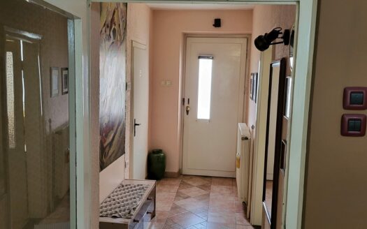 3-etažna kuća na prodaju, Centar, 200.000€, 166m² Centar