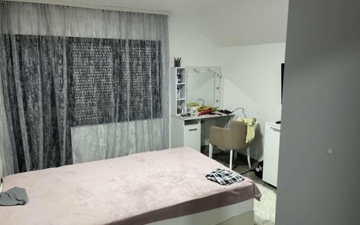 4-etažna kuća na prodaju, Nikolaja Velimirovića 1, 250.000€, 324m²