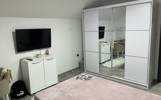 4-etažna kuća na prodaju, Nikolaja Velimirovića 1, 250.000€, 324m²