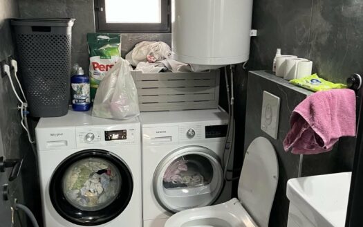 4-etažna kuća na prodaju, Nikolaja Velimirovića 1, 250.000€, 324m²