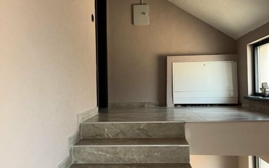 4-etažna kuća na prodaju, Nikolaja Velimirovića 1, 250.000€, 324m²