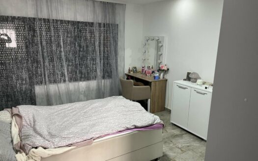 4-etažna kuća na prodaju, Nikolaja Velimirovića 1, 250.000€, 324m²