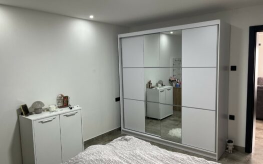 4-etažna kuća na prodaju, Nikolaja Velimirovića 1, 250.000€, 324m²