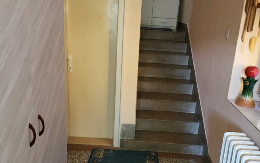2-etažna kuća na prodaju, Miloša Pocerca 21, 205.000€, 172m²