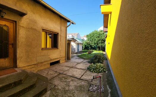 2-etažna kuća na prodaju, Miloša Pocerca 21, 205.000€, 172m²