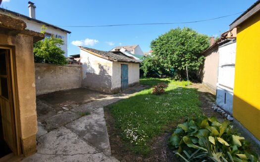 2-etažna kuća na prodaju, Miloša Pocerca 21, 205.000€, 172m²
