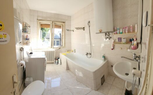 2-etažna kuća na prodaju, Miloša Pocerca 21, 205.000€, 172m²
